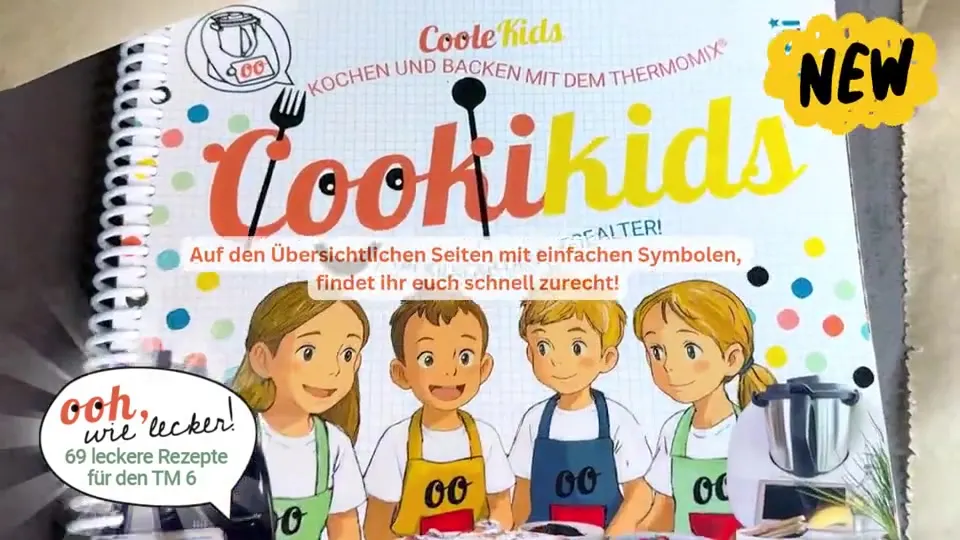 Kinder zeigen das Cookikids®-Kochbuch und kochen damit am Thermomix®